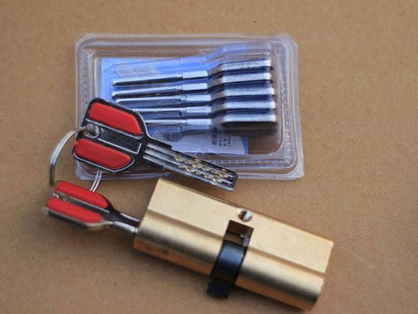 和硕24小时上门开锁公司